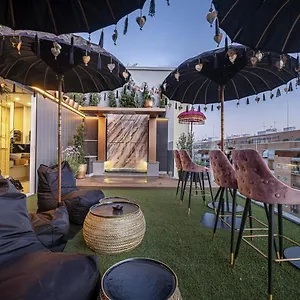 On Designed For Adults Appartement Sevilla